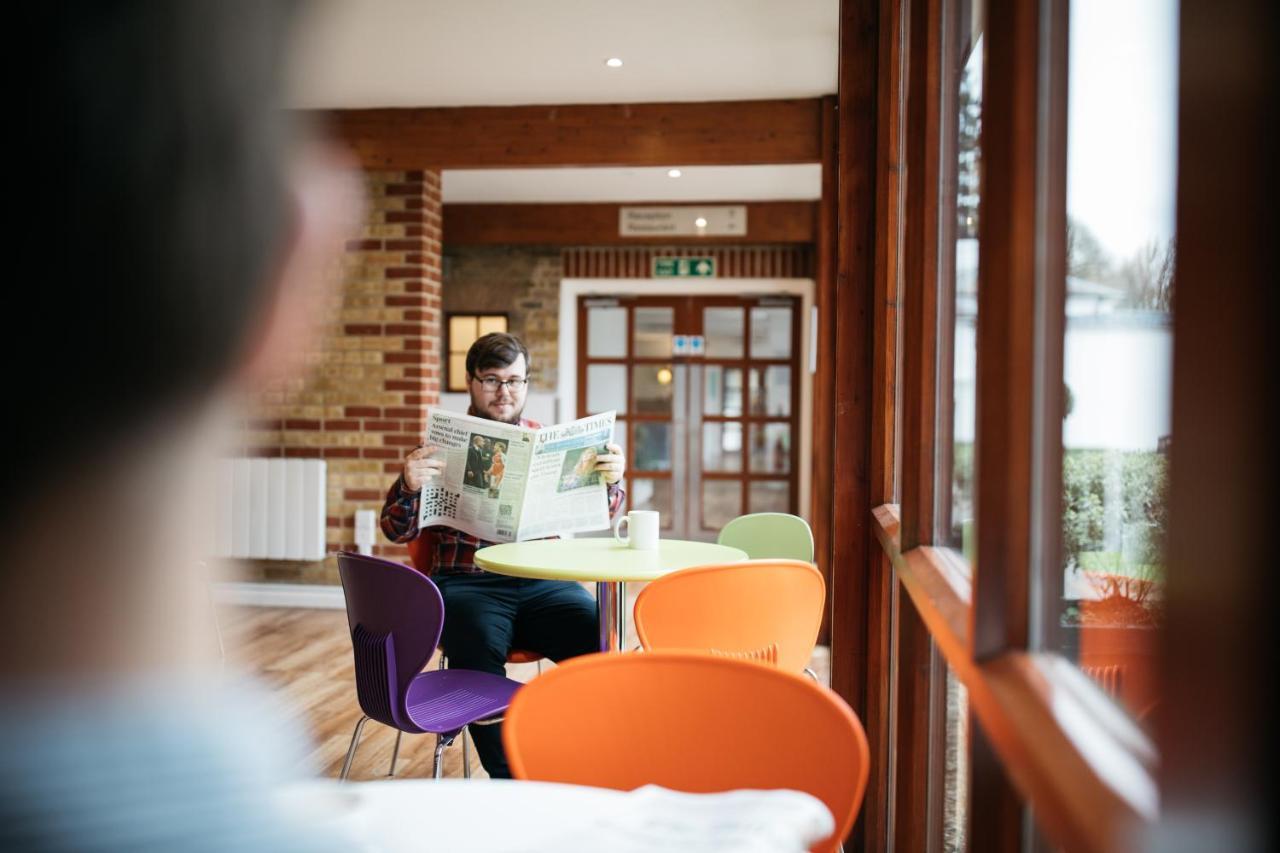 Gilwell Park Hotel Chingford Eksteriør billede